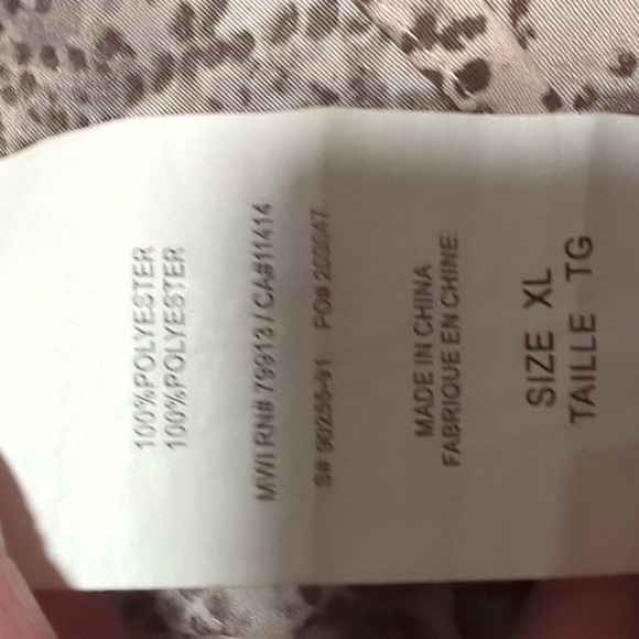 Motherhood Maternity Python Snake Skin Tie Front Blouse XL - Picture 6 of 6